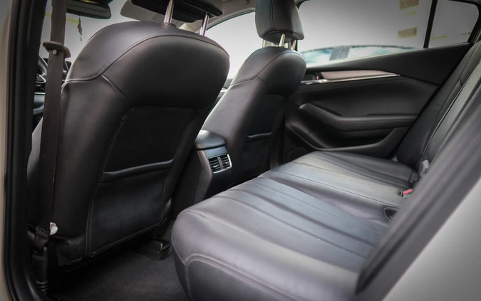 Mazda 6 cena 84999 przebieg: 41800, rok produkcji 2018 z Luboń małe 137